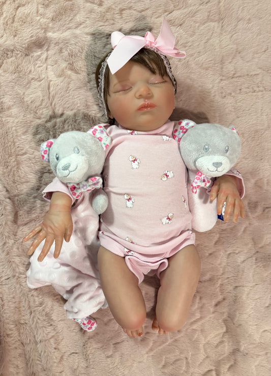 Sofi muñeca reborn vinilo cuerpo de tela